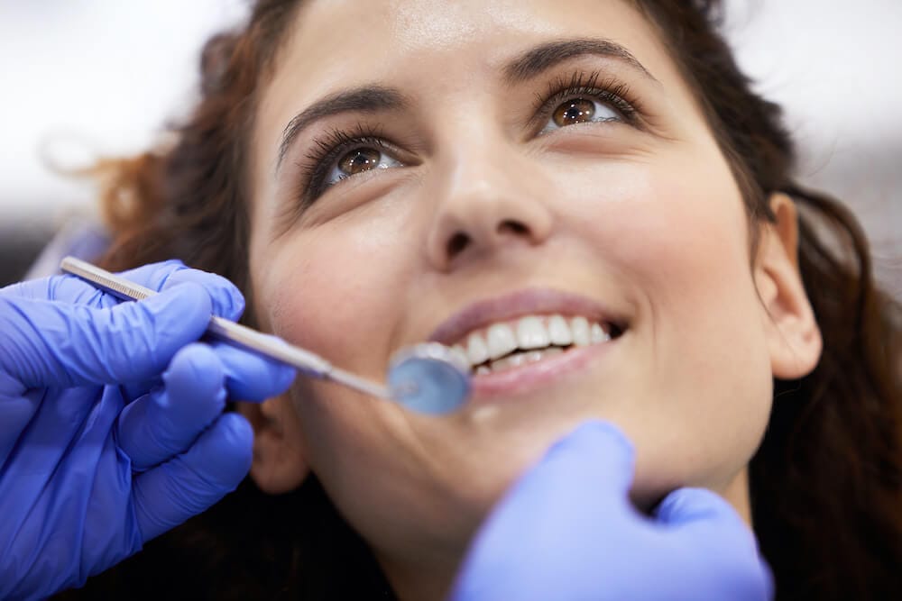 Safe Smiles: Is Teeth Whitening for Sensitive Teeth a Risk?